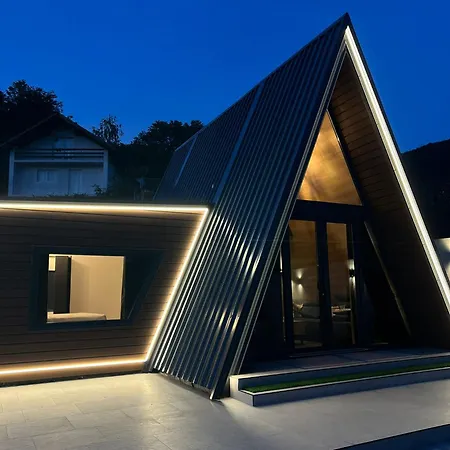 A-frame - Kovacevic Hills *